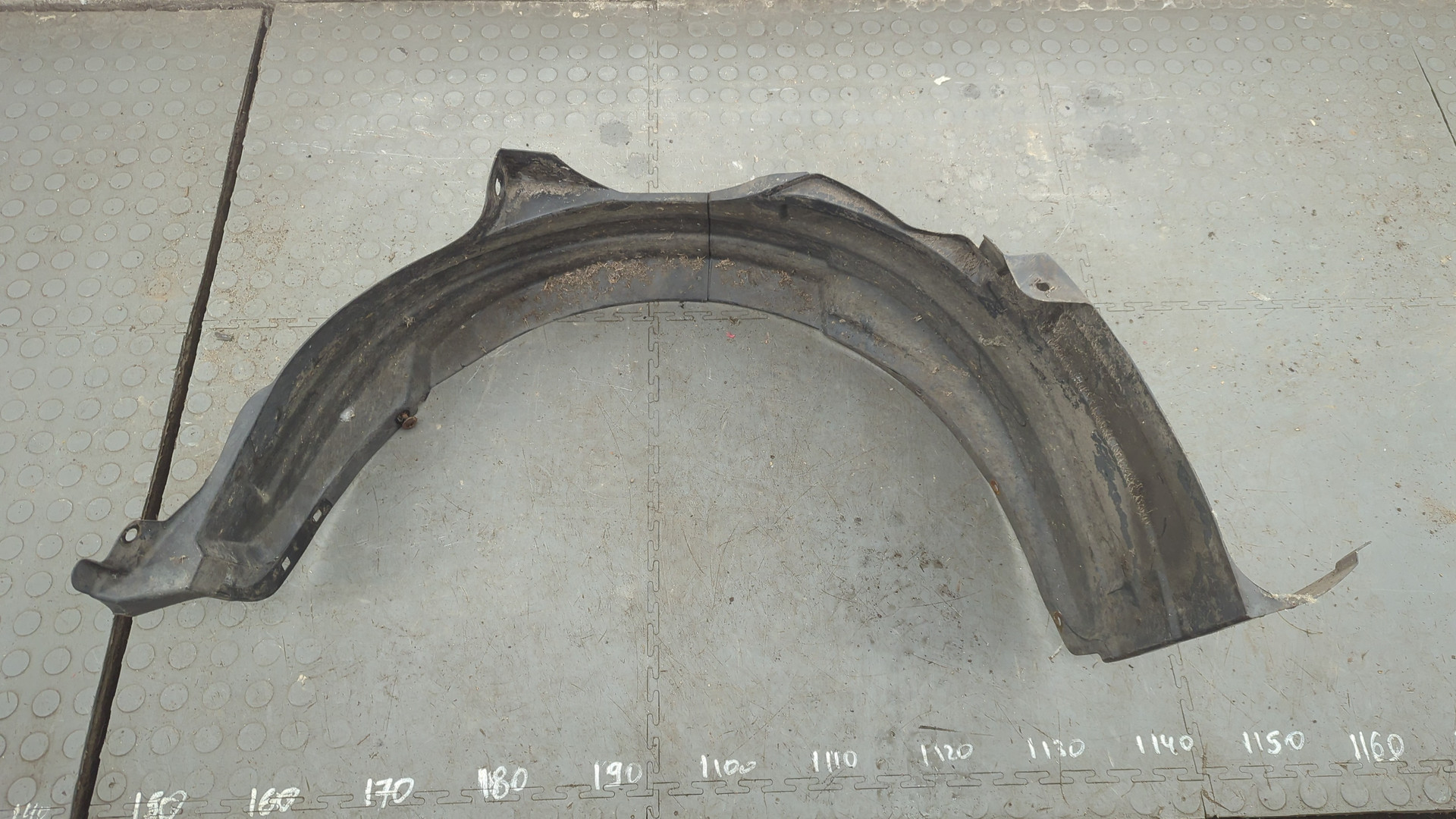 Локер передний левый