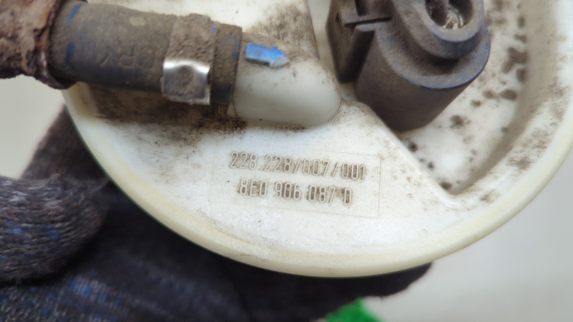 Насос топливный электрический