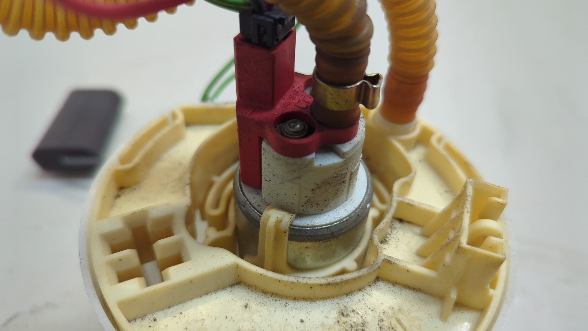 Насос топливный электрический