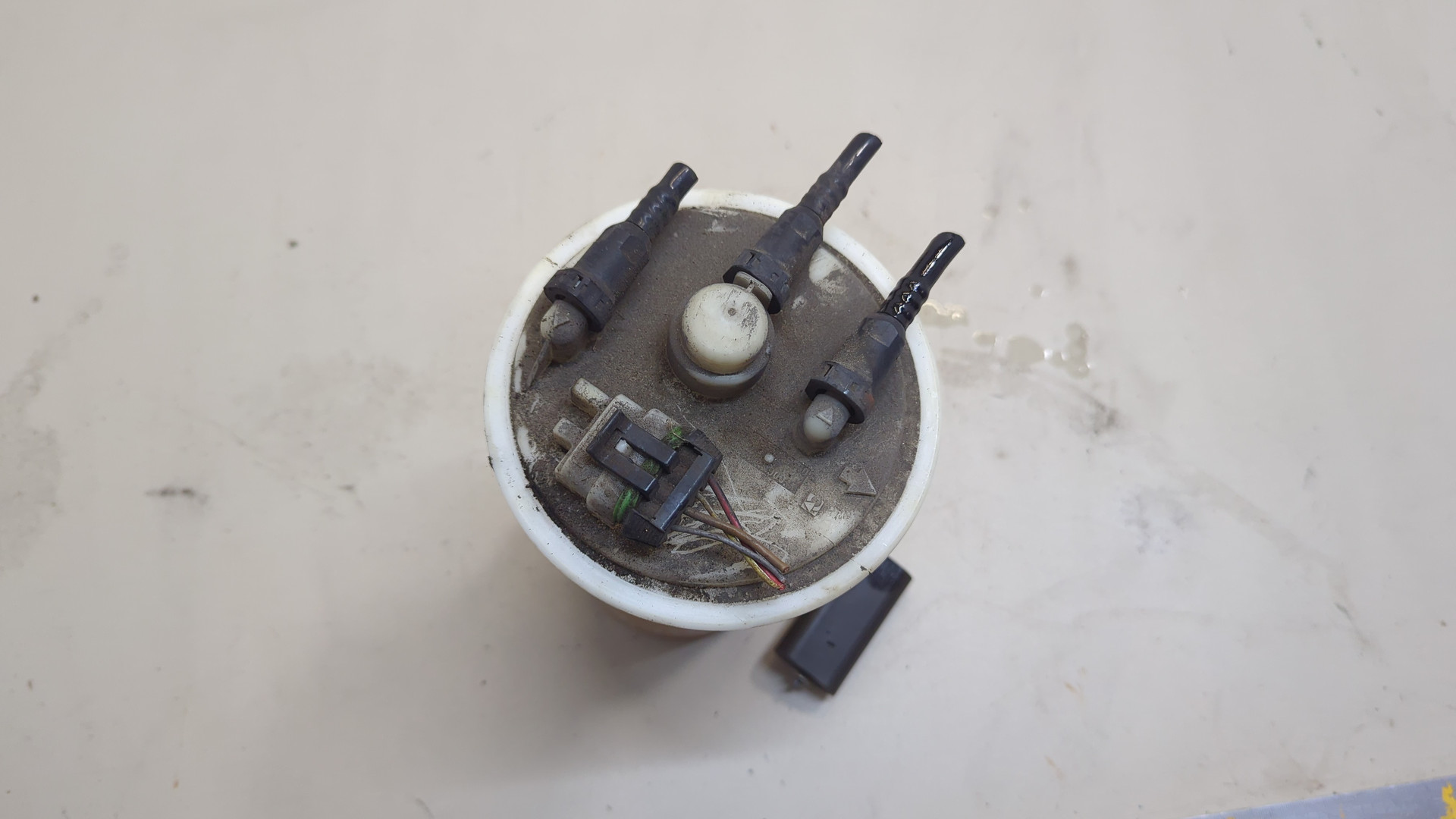 Насос топливный электрический