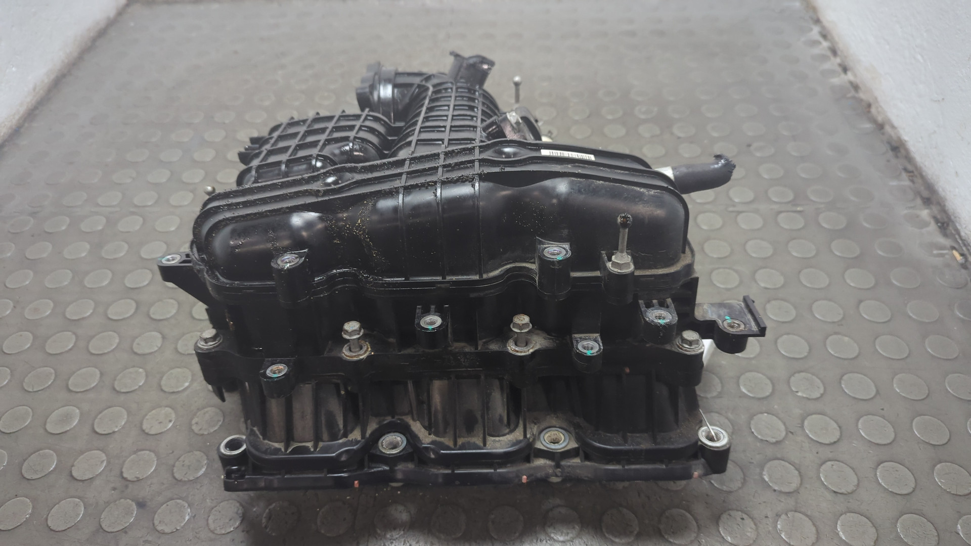 Коллектор впускной