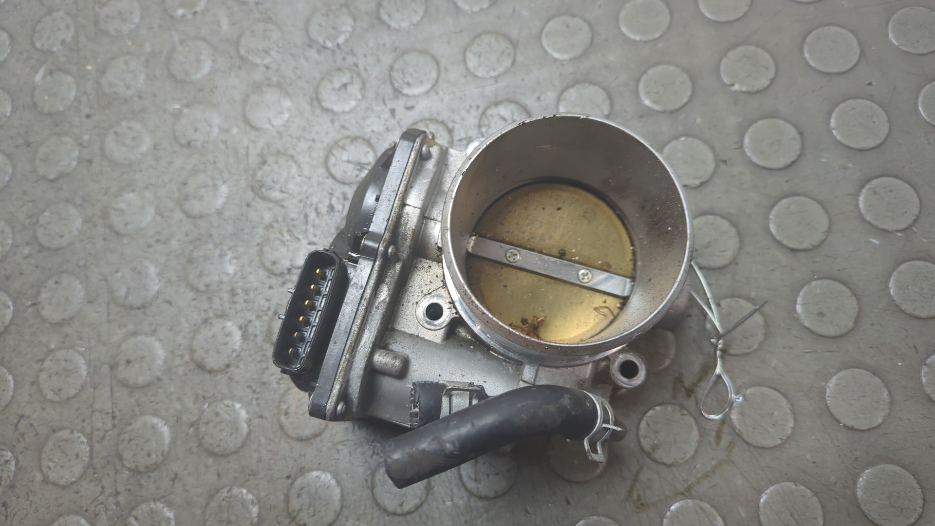 Заслонка дроссельная электрическая