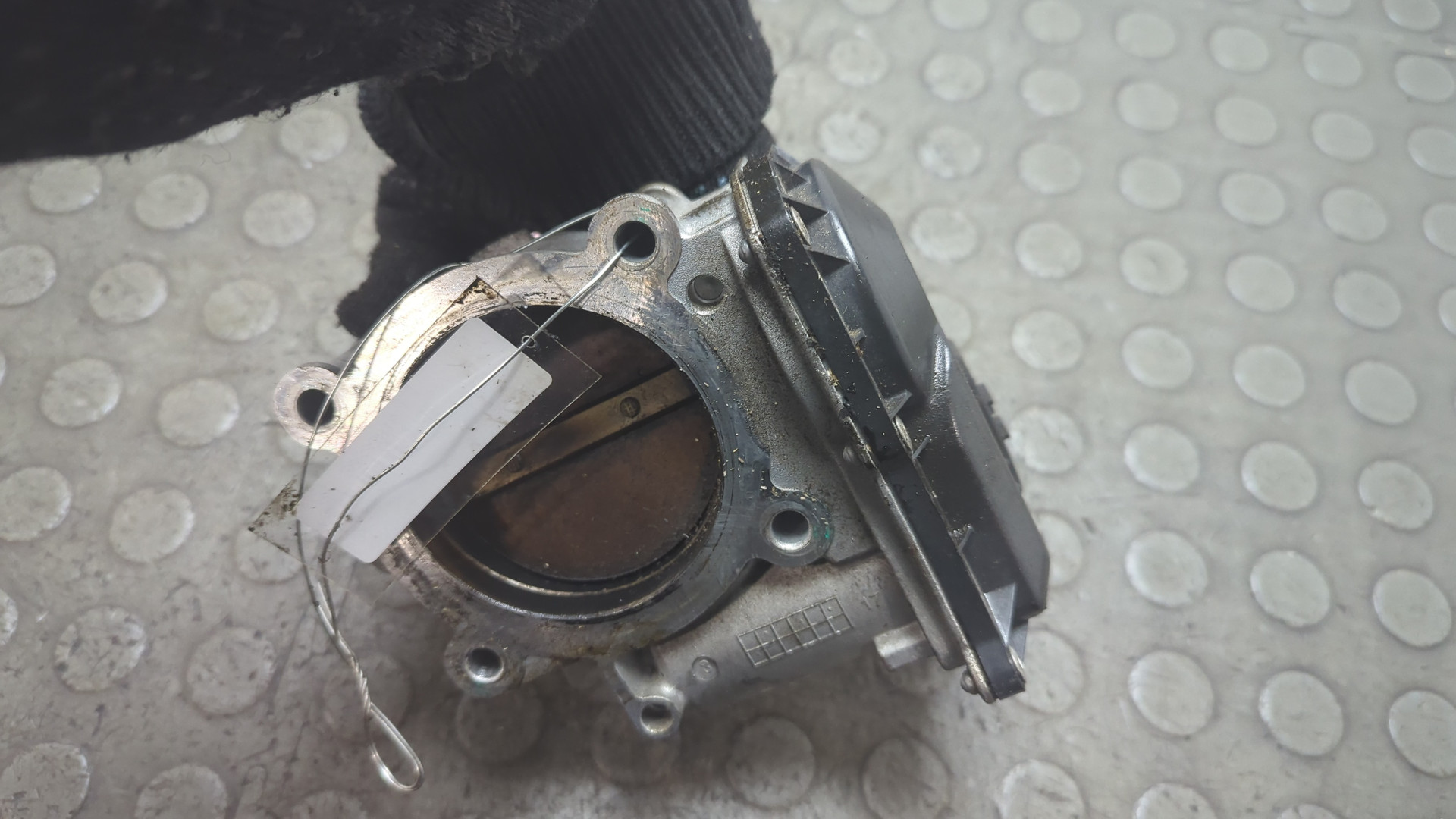 Заслонка дроссельная электрическая