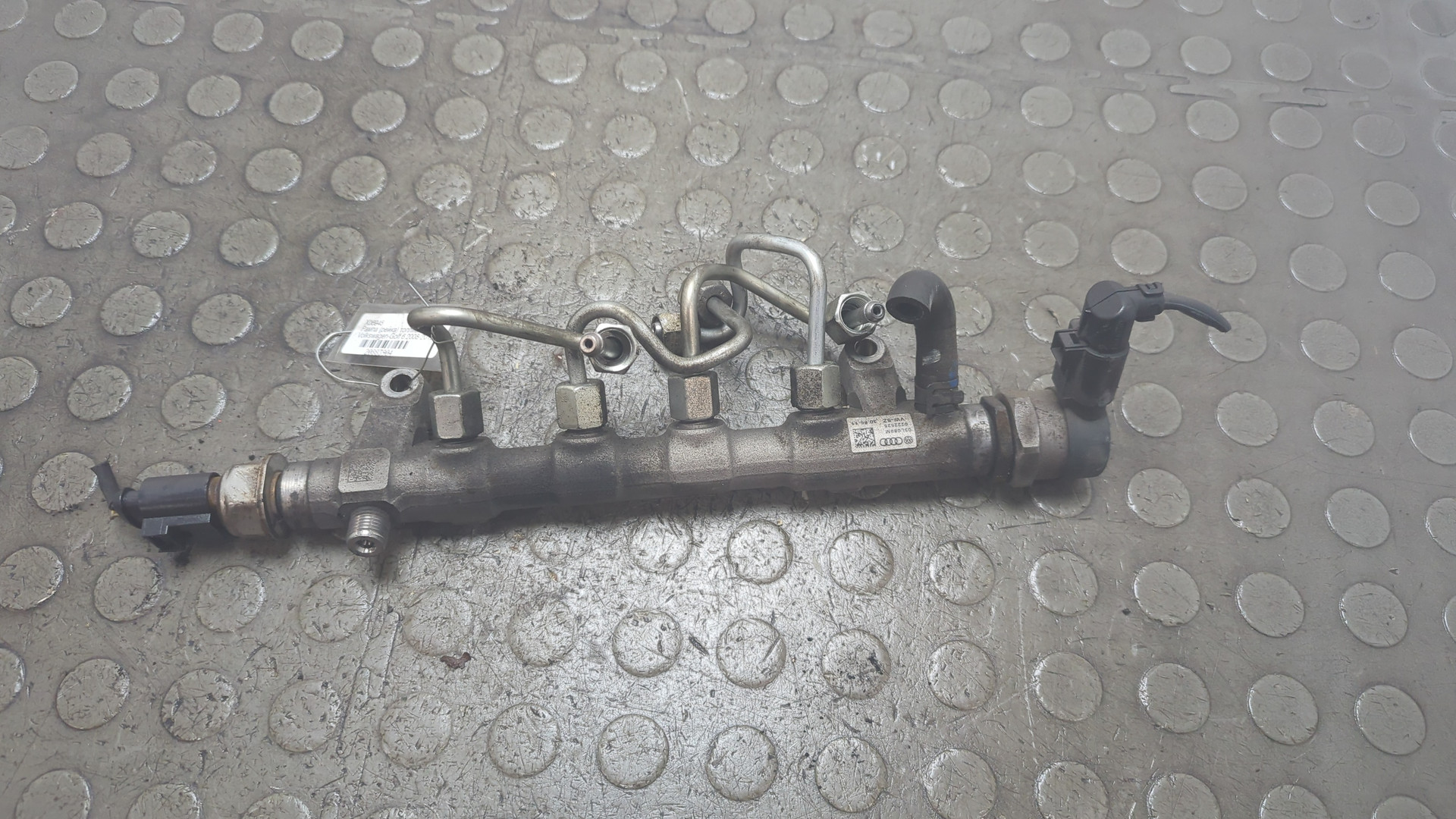 Рейка топливная (рампа)