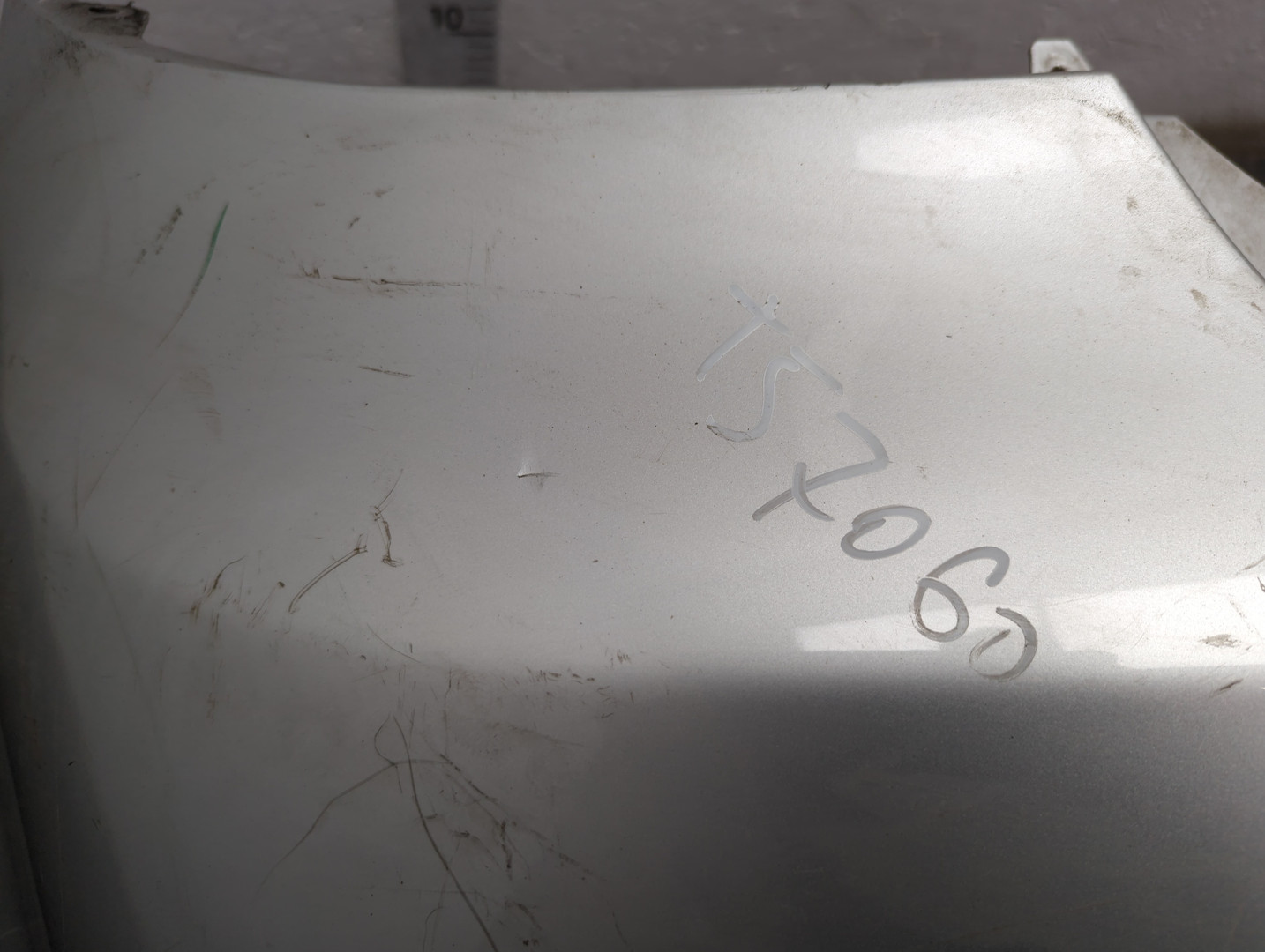 Бампер задний