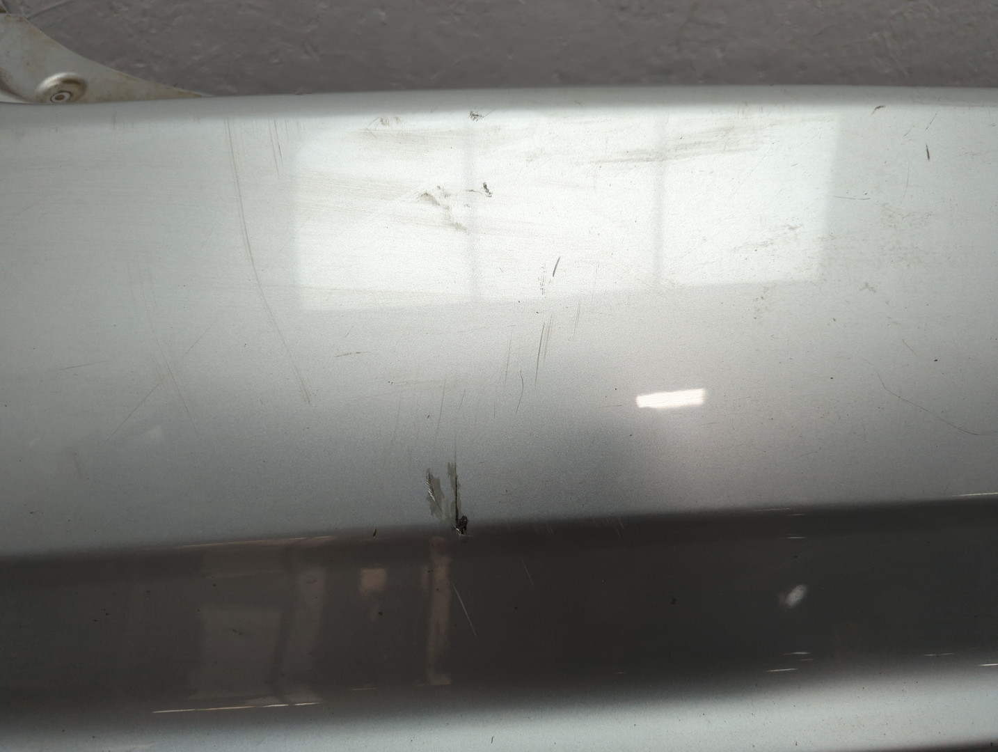 Бампер задний