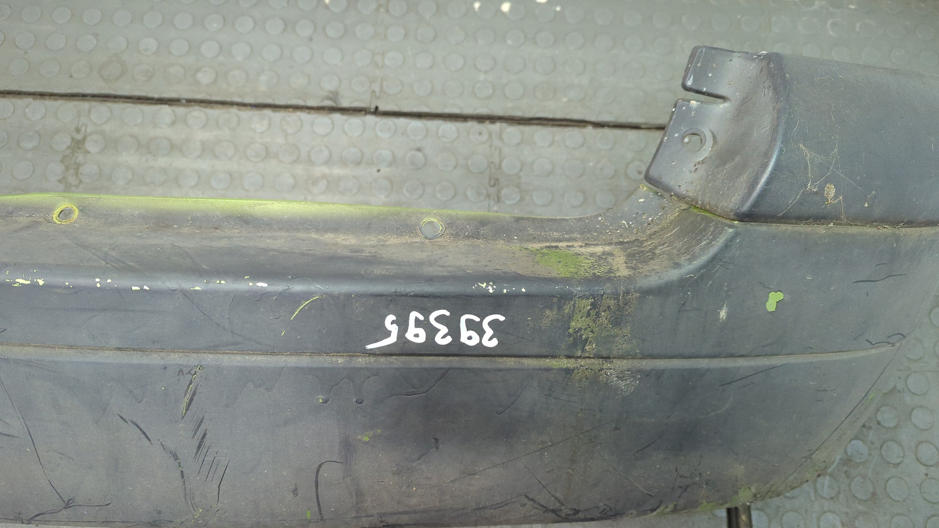 Бампер задний