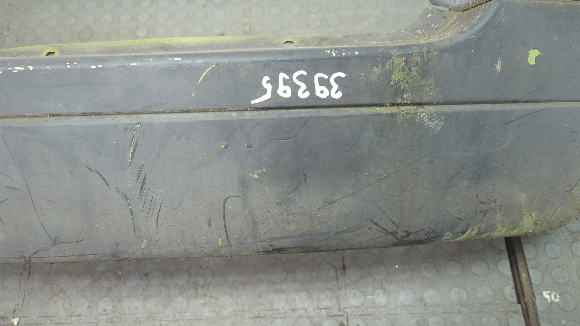 Бампер задний