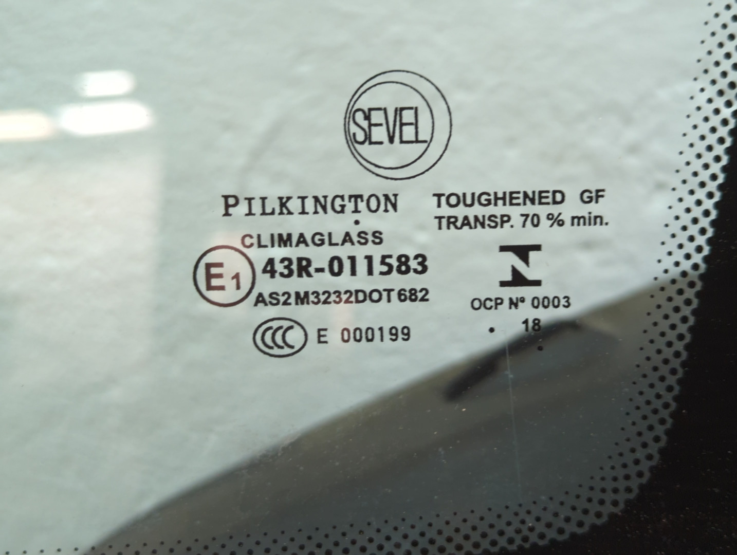 Дверь передняя левая