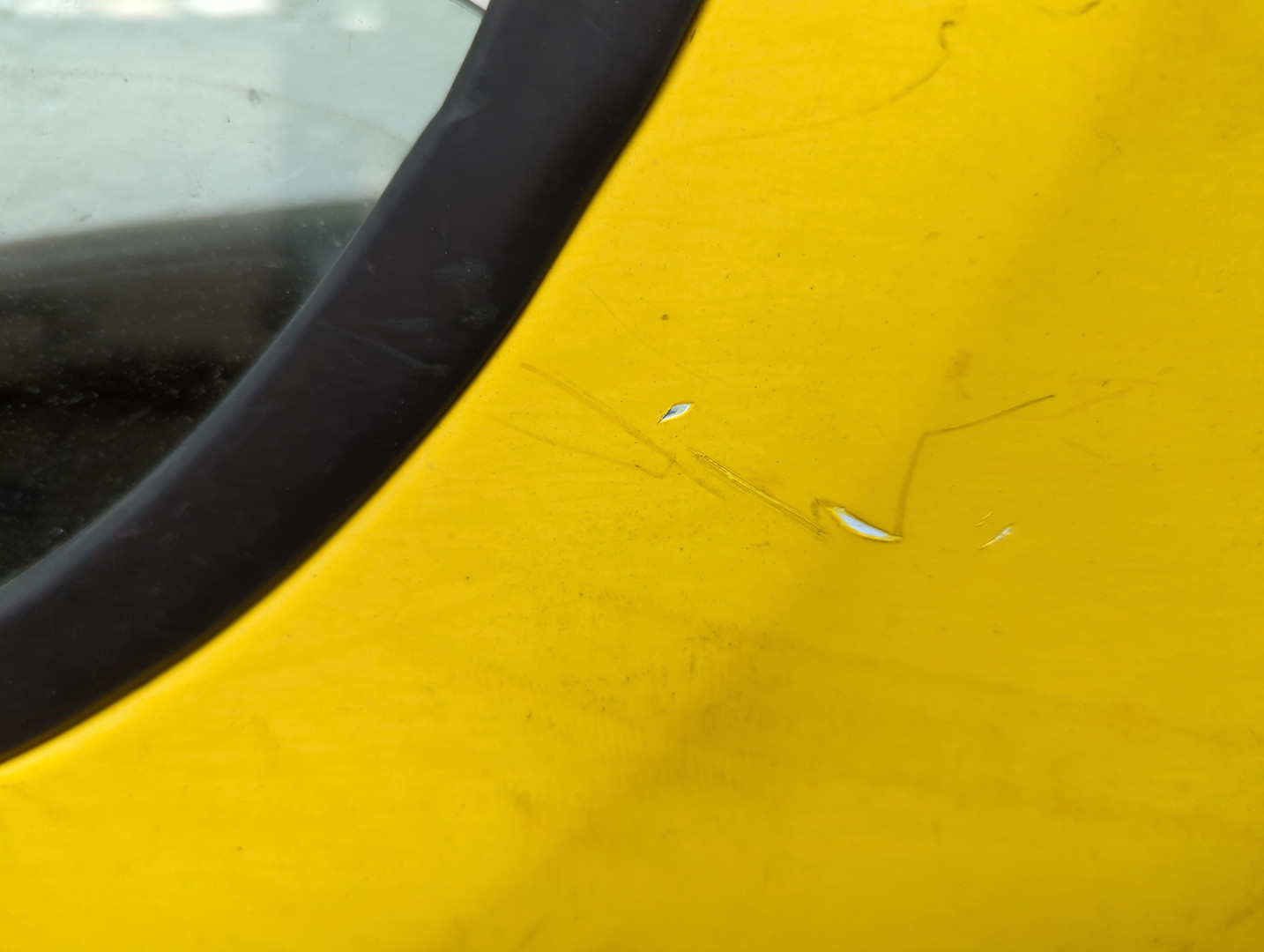 Дверь передняя левая