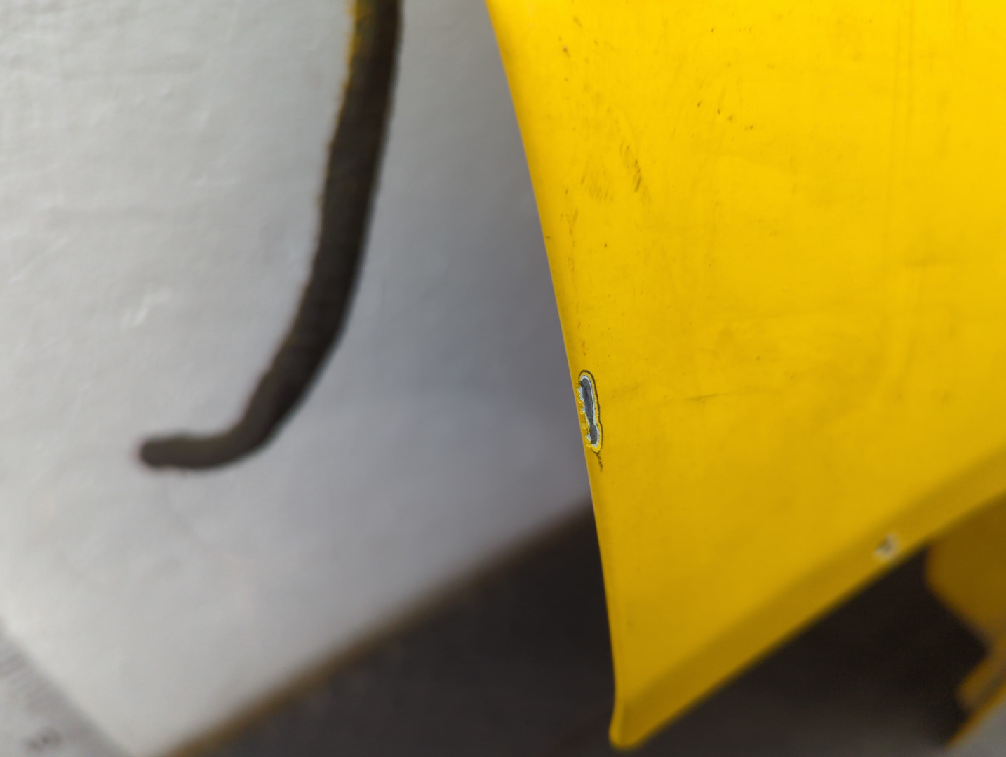 Дверь передняя левая