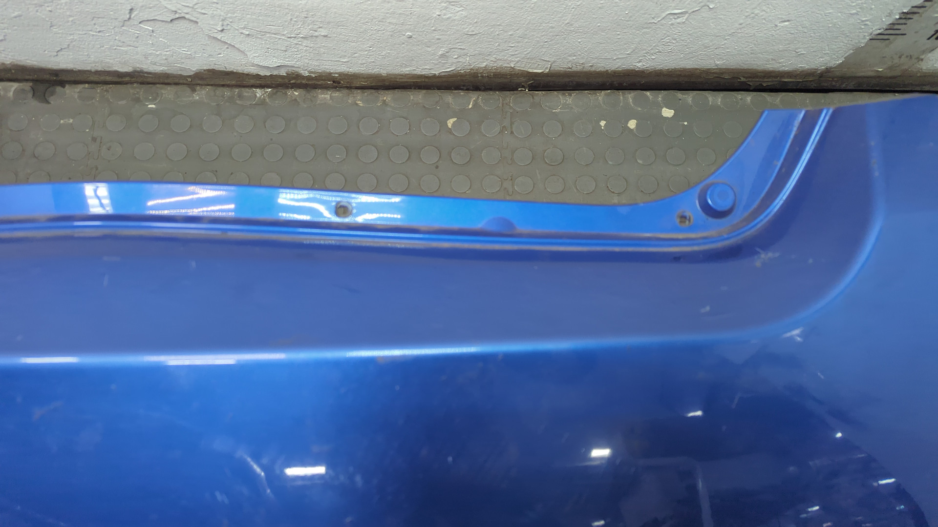 Бампер задний