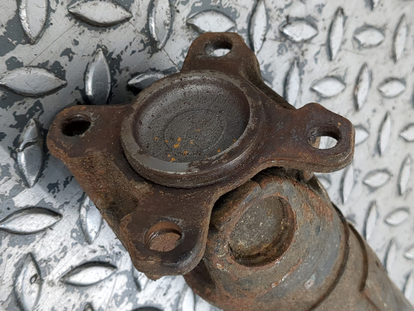 Вал карданный задний