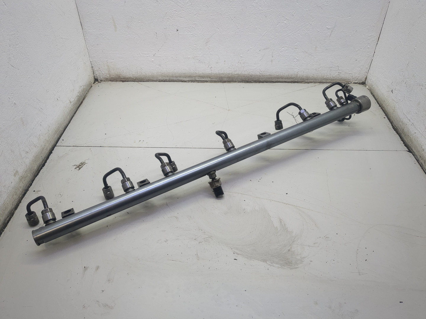 Рейка топливная (рампа)