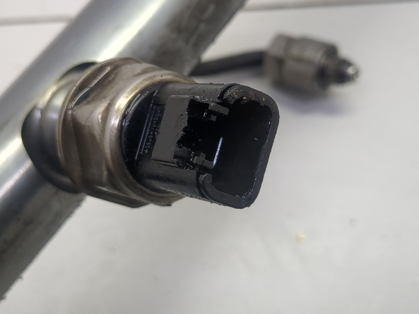 Рейка топливная (рампа)