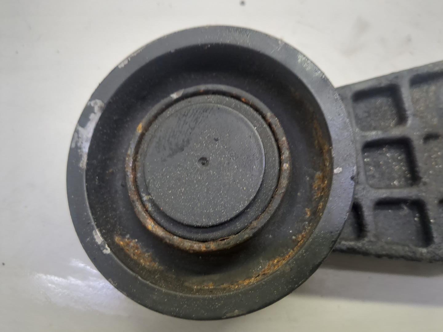 Натяжитель ремня