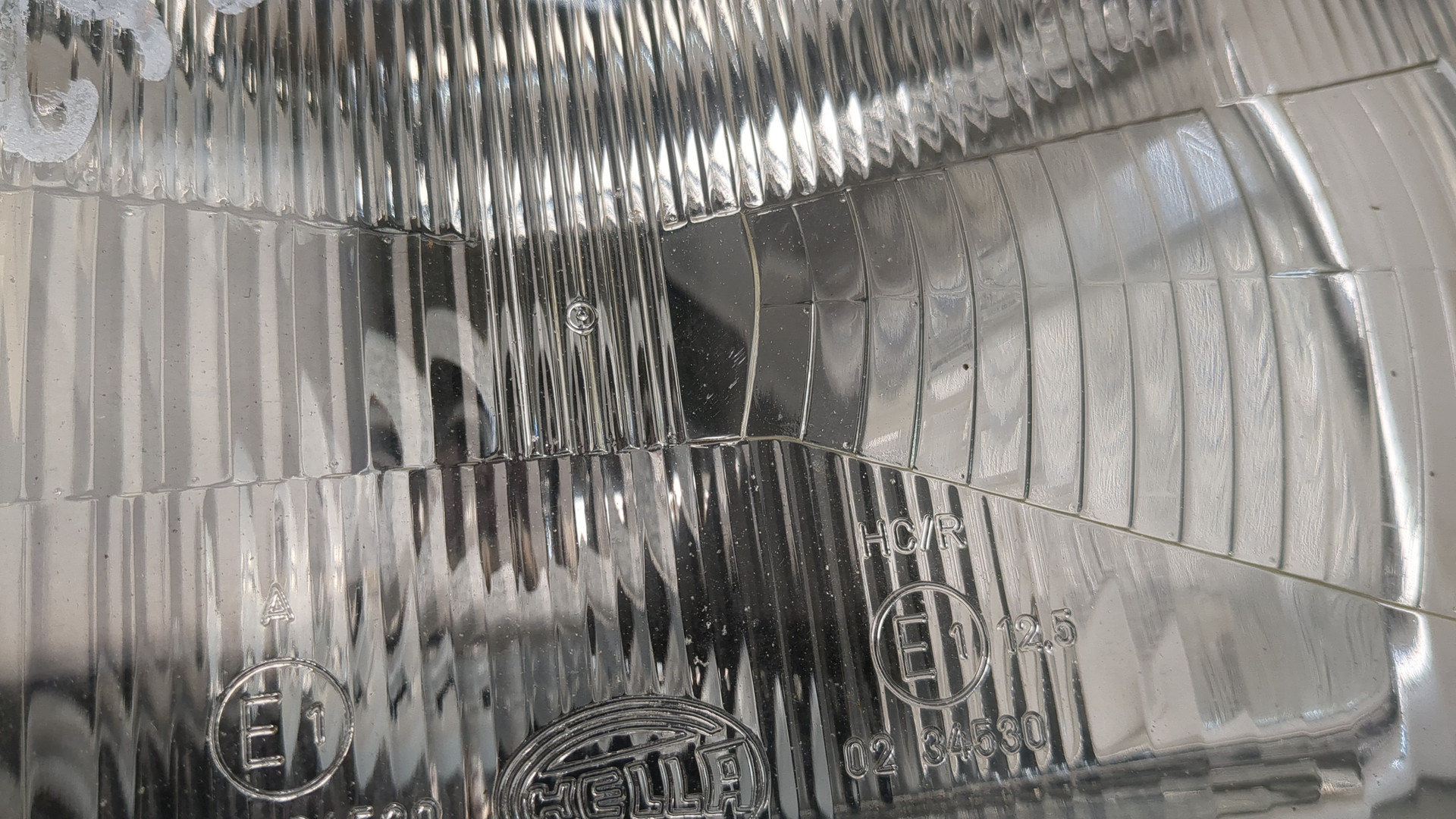 Фара правая