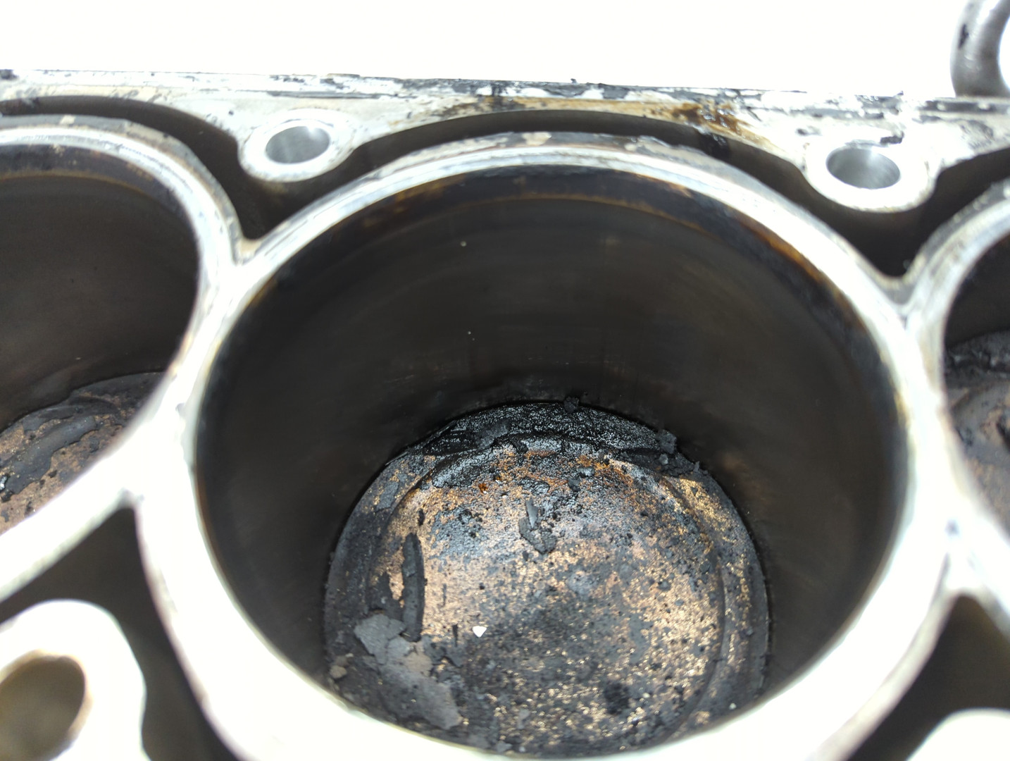 Блок двигателя