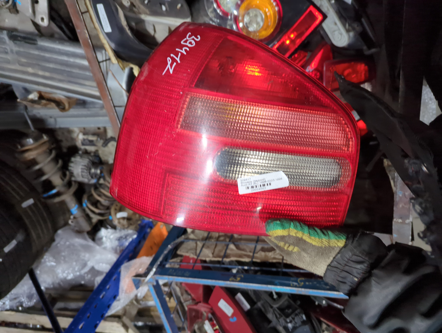 Фонарь задний левый