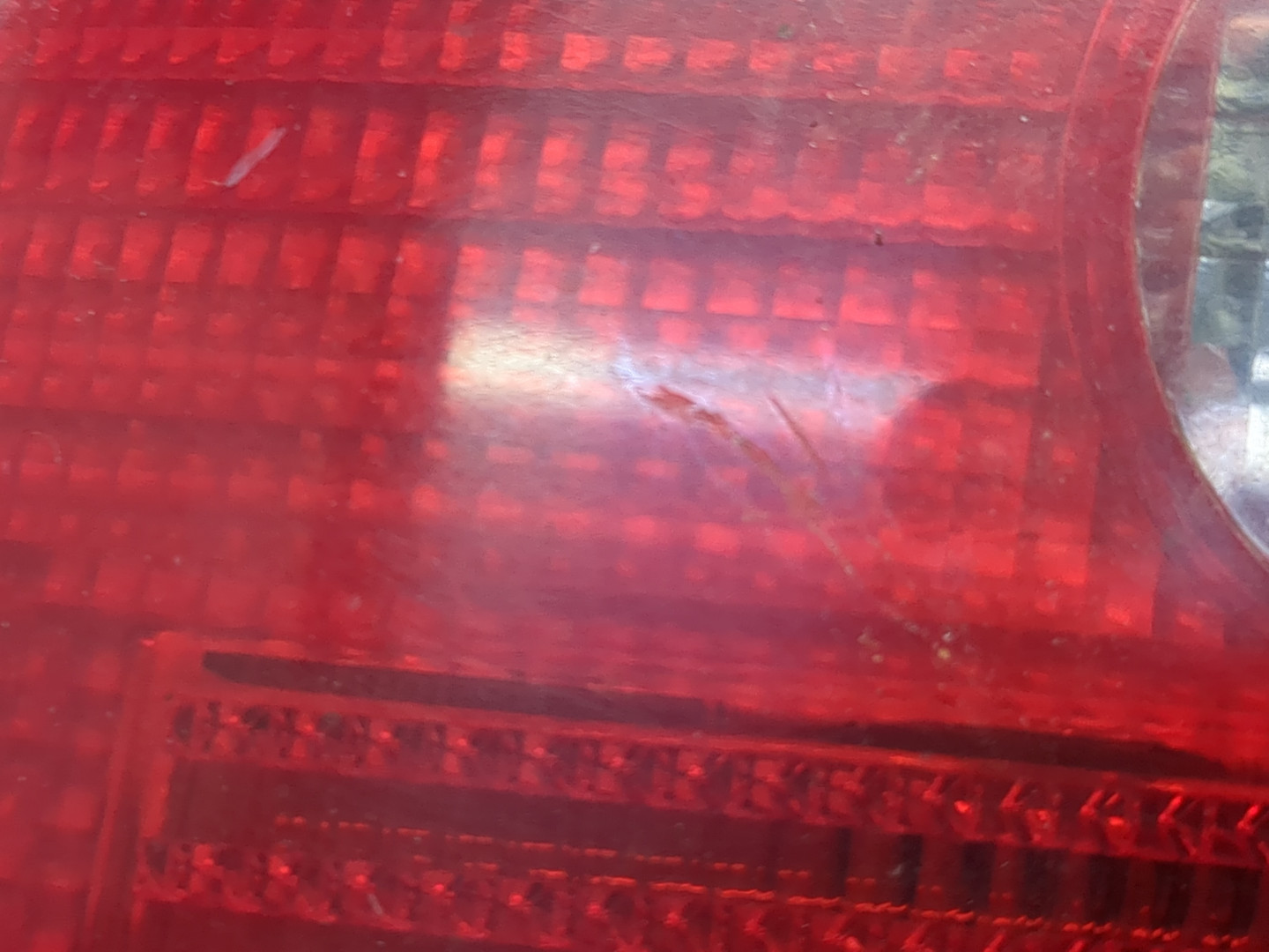 Фонарь задний левый