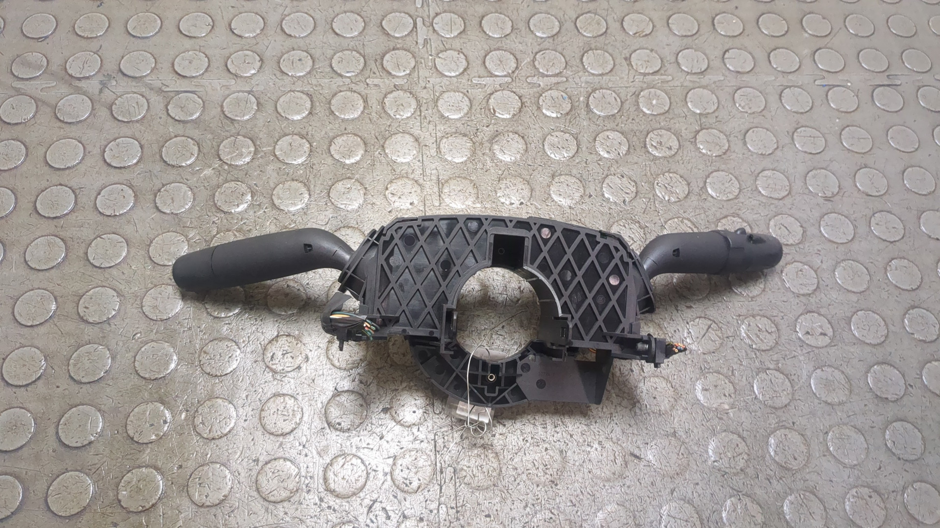 Переключатель подрулевой