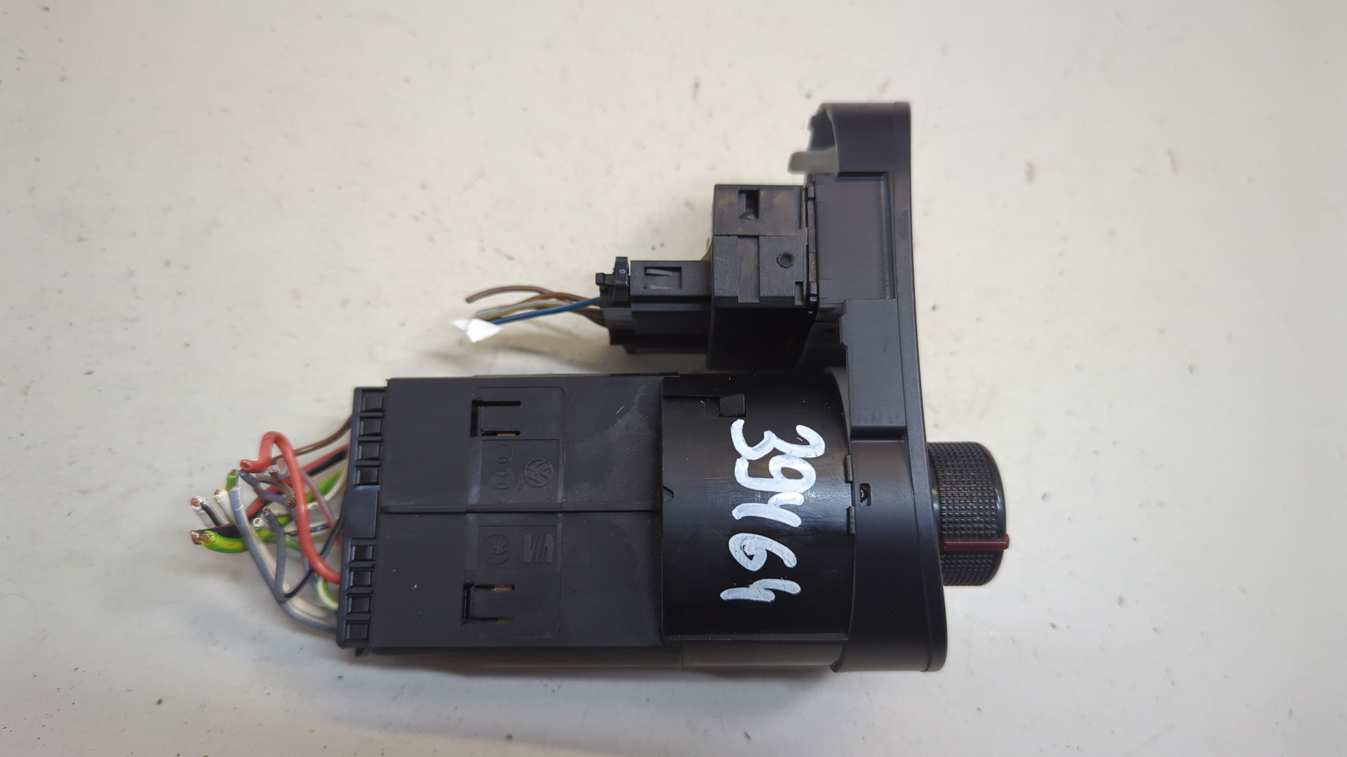 Переключатель света фар