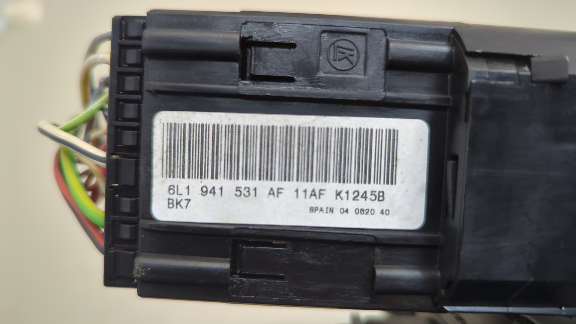 Переключатель света фар