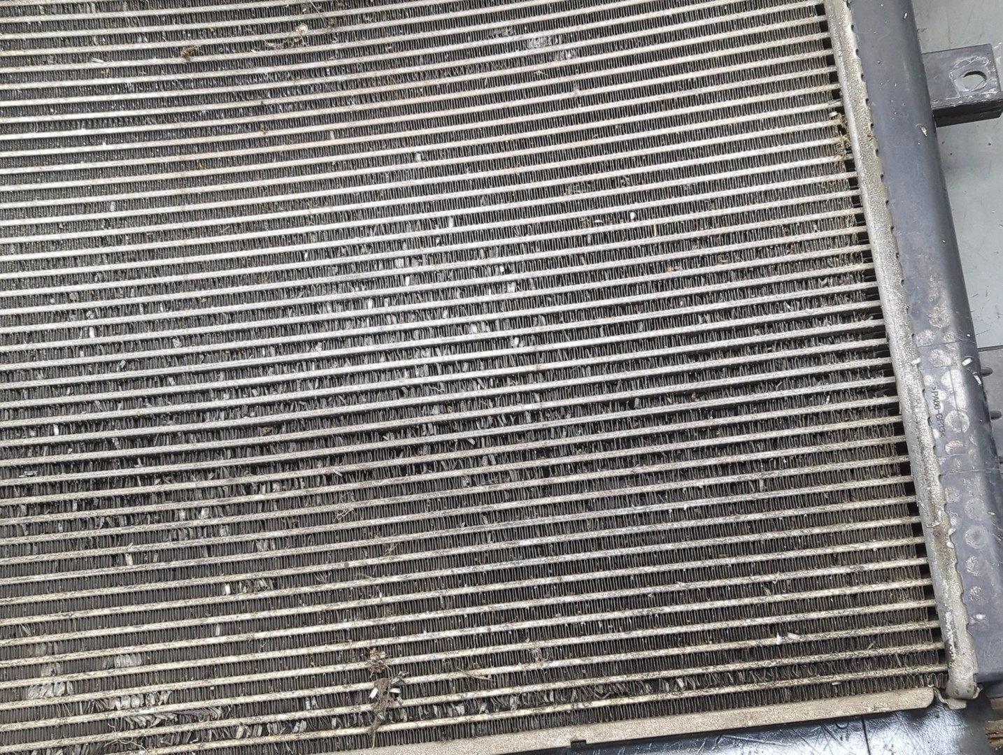 Радиатор охлаждения двигателя основной