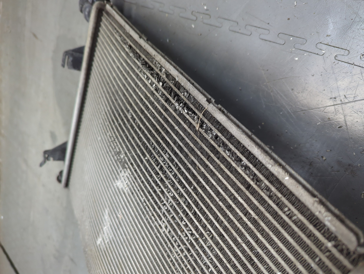 Радиатор охлаждения двигателя основной