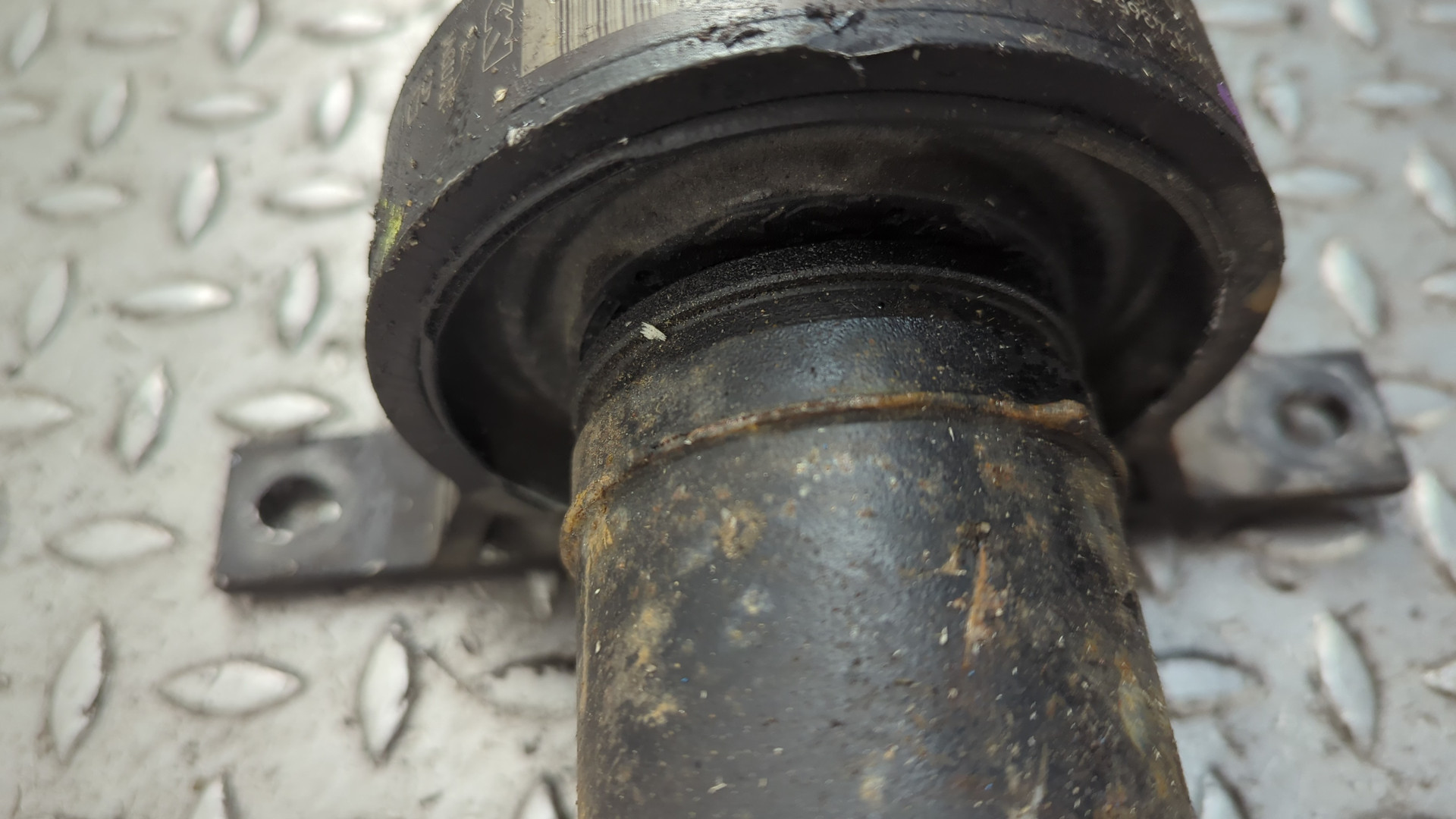 Вал карданный задний