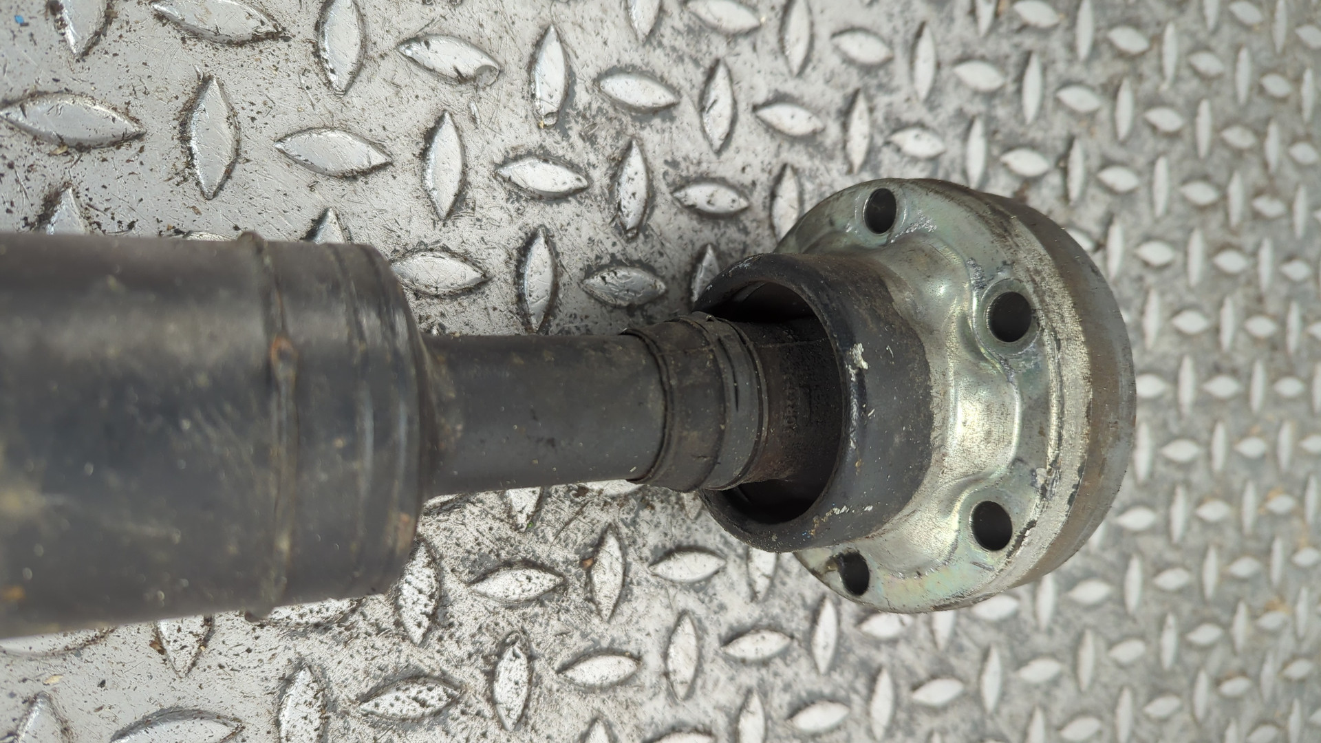 Вал карданный задний