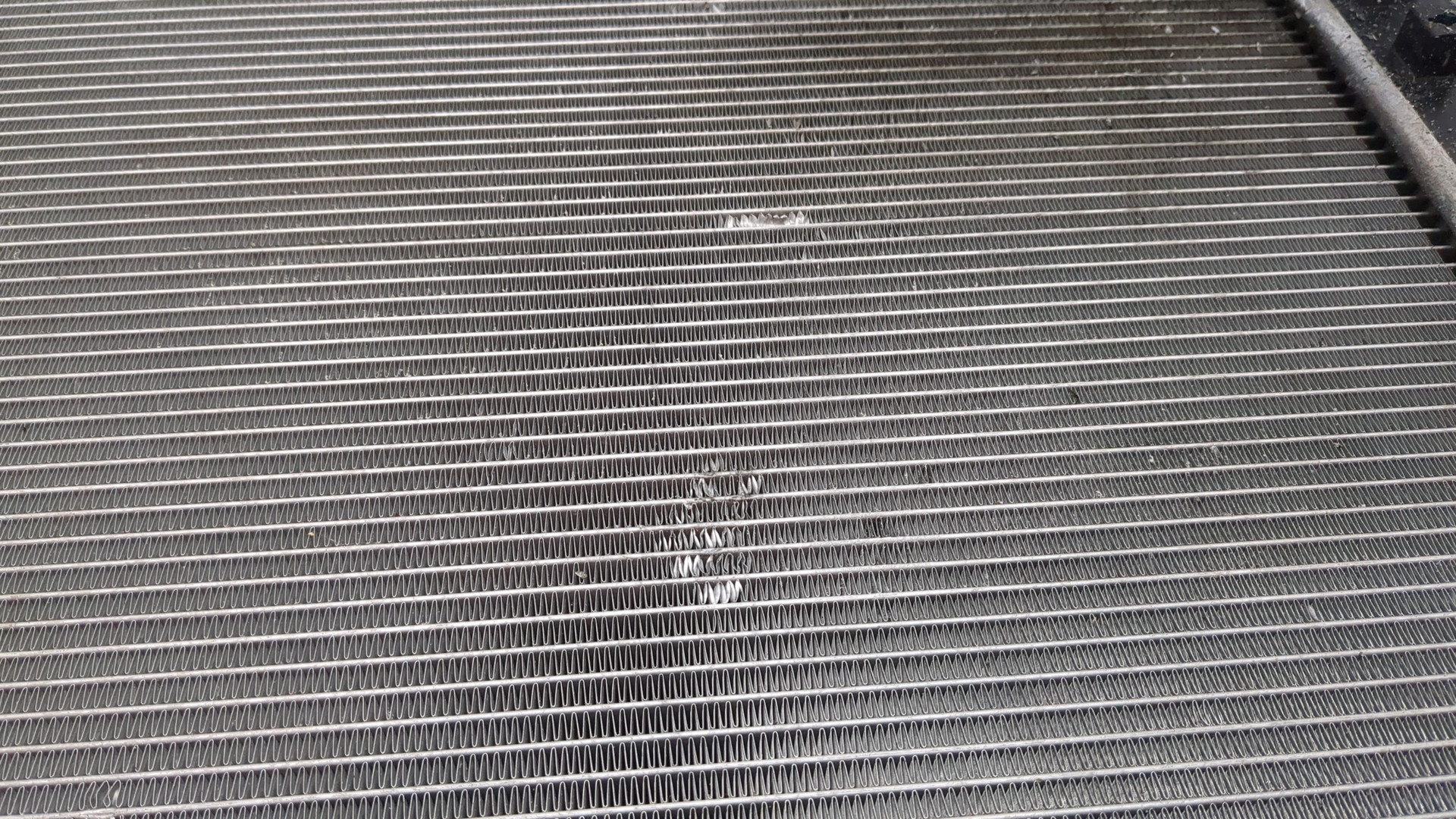 Радиатор охлаждения двигателя основной