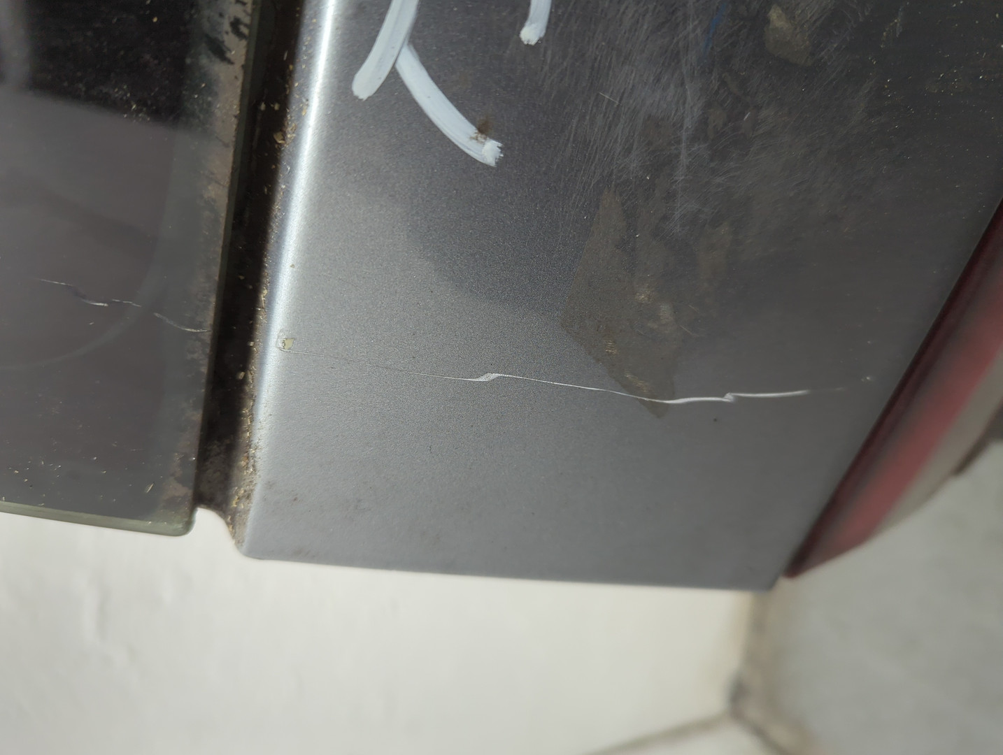 Дверь багажника