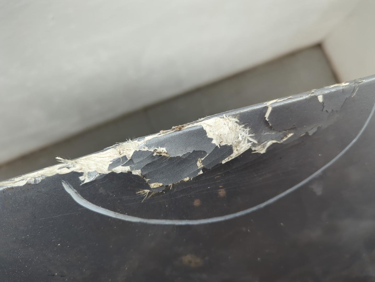 Дверь багажника