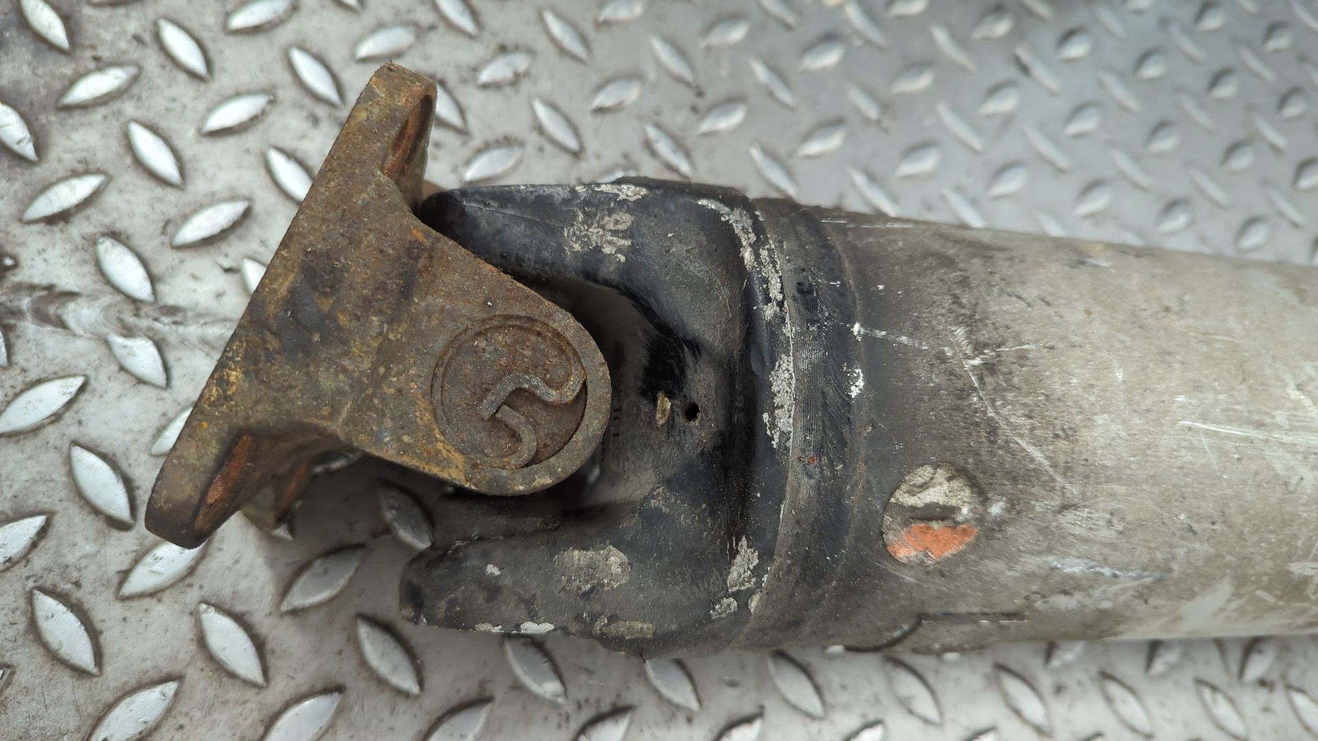 Вал карданный задний