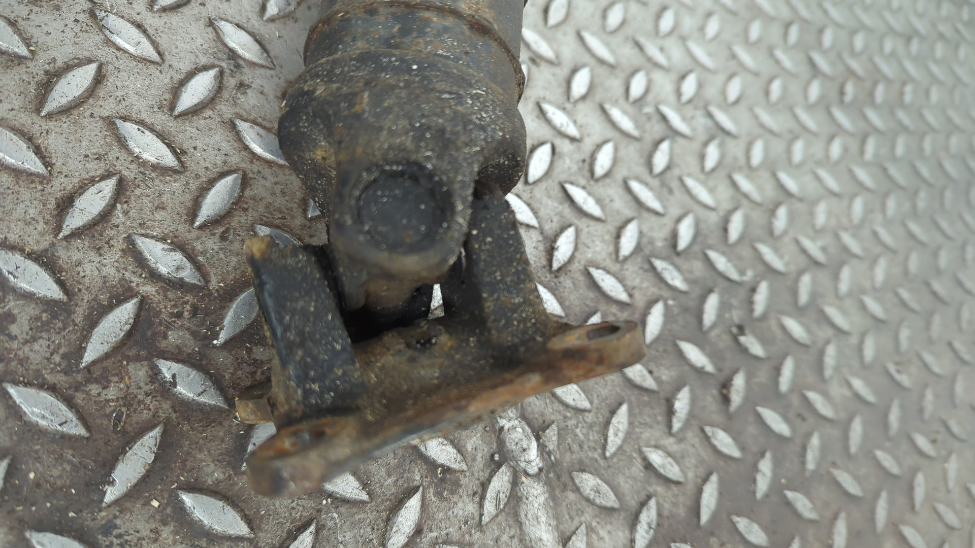 Вал карданный задний