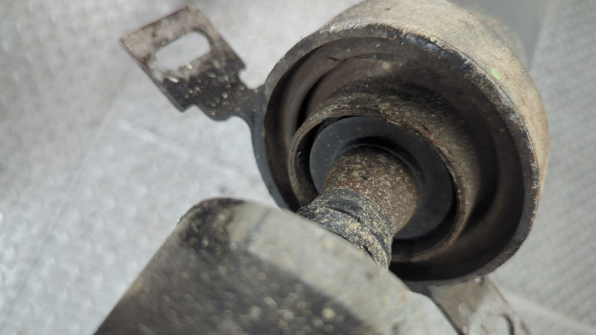 Вал карданный задний