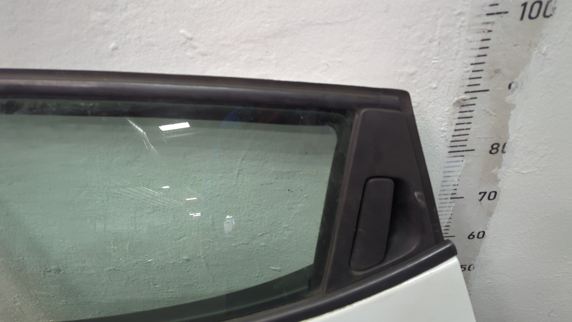 Дверь задняя левая