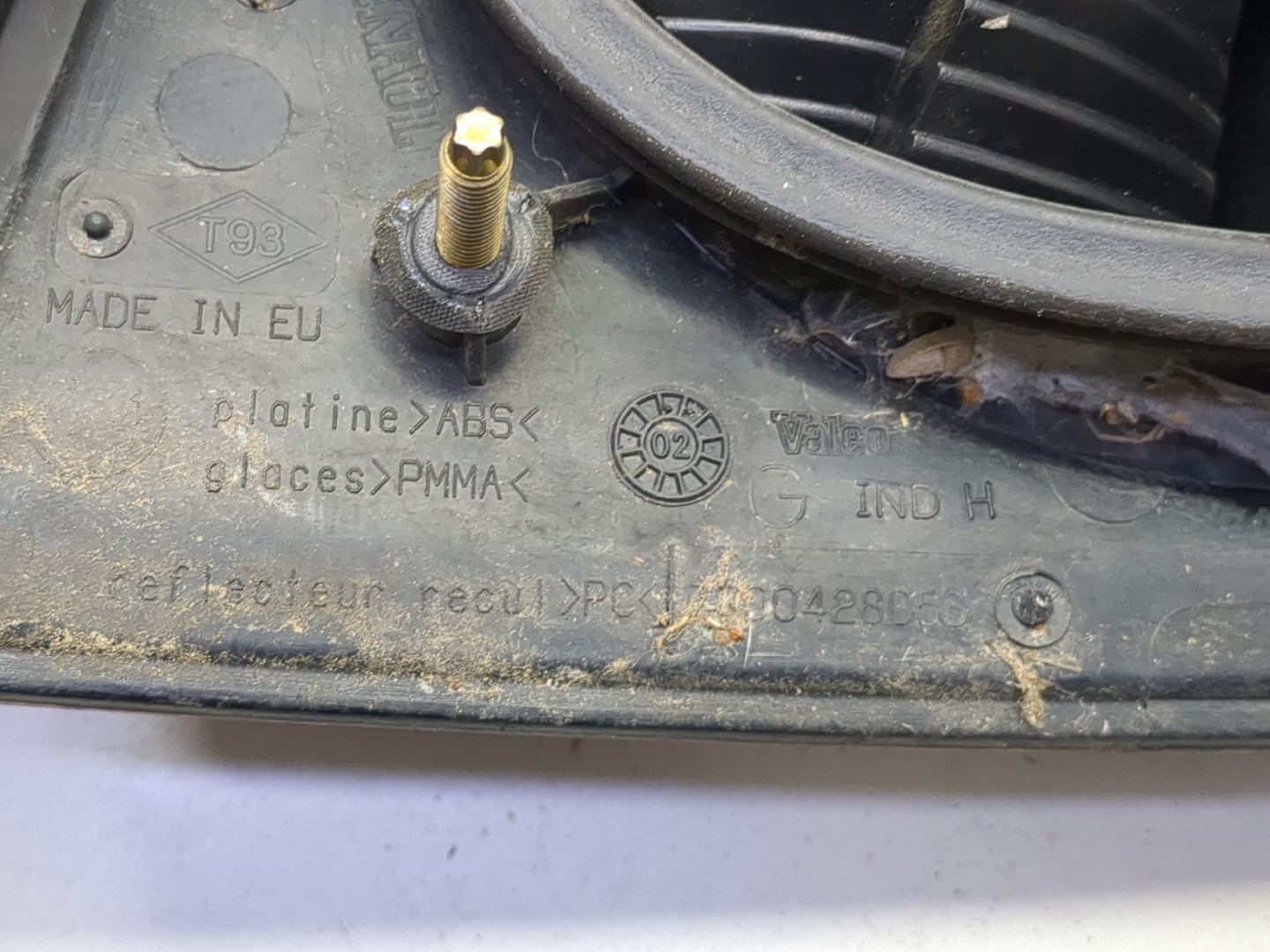 Фонарь задний правый