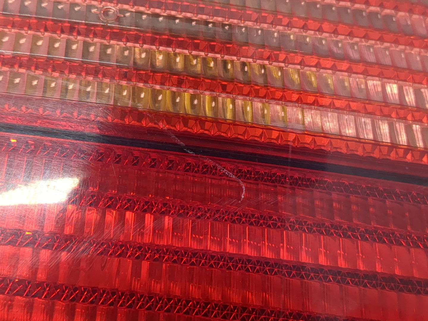 Фонарь задний правый