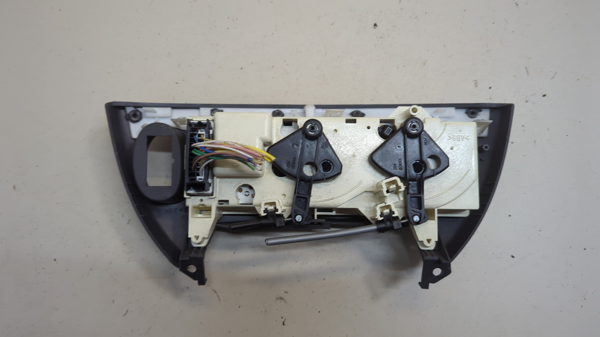 Переключатель отопителя