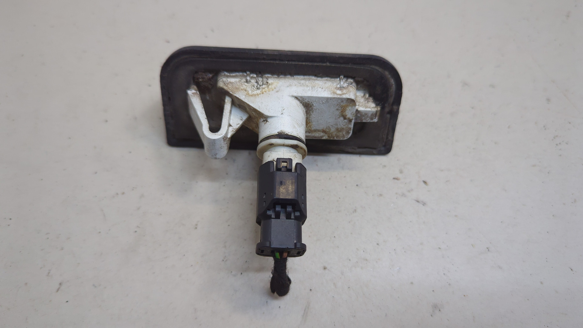 Фонарь подсветки номера