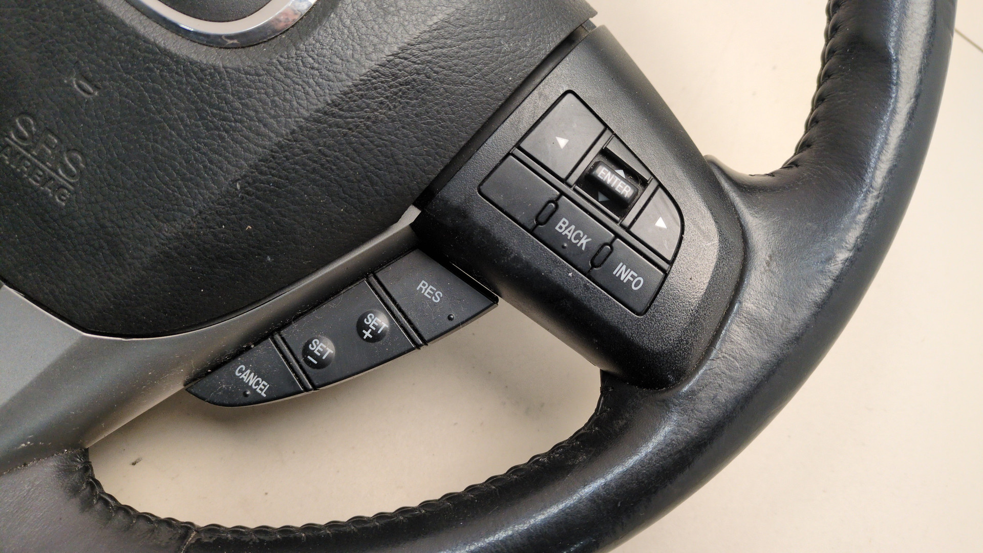 Рулевое колесо (руль)