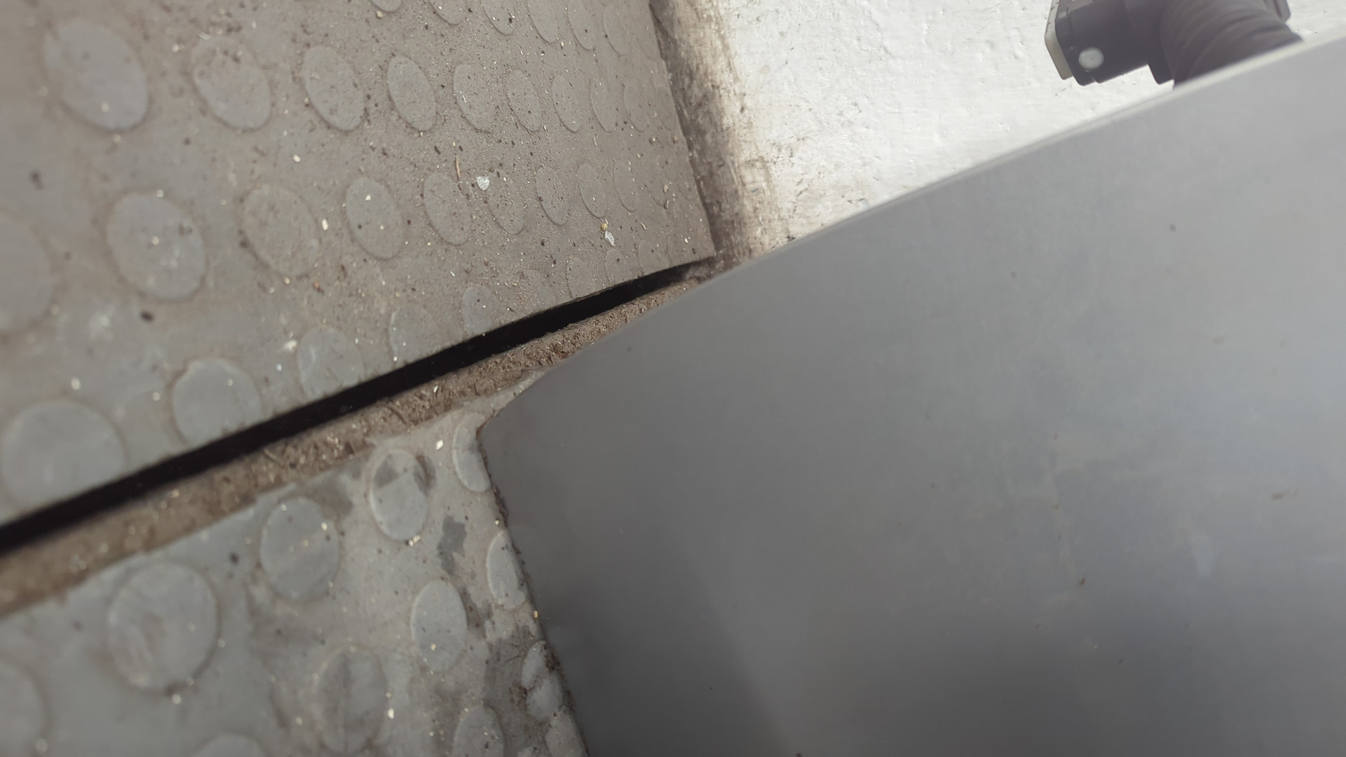 Дверь передняя левая