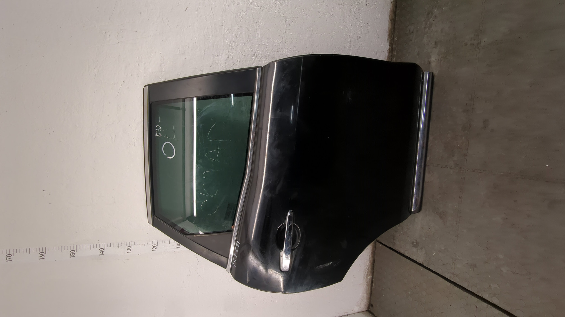 Дверь задняя правая