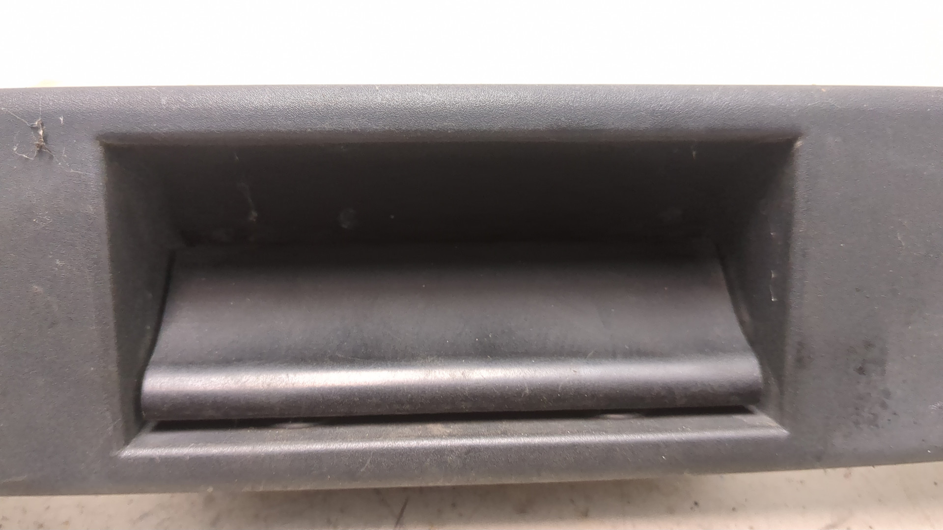 Фонарь подсветки номера