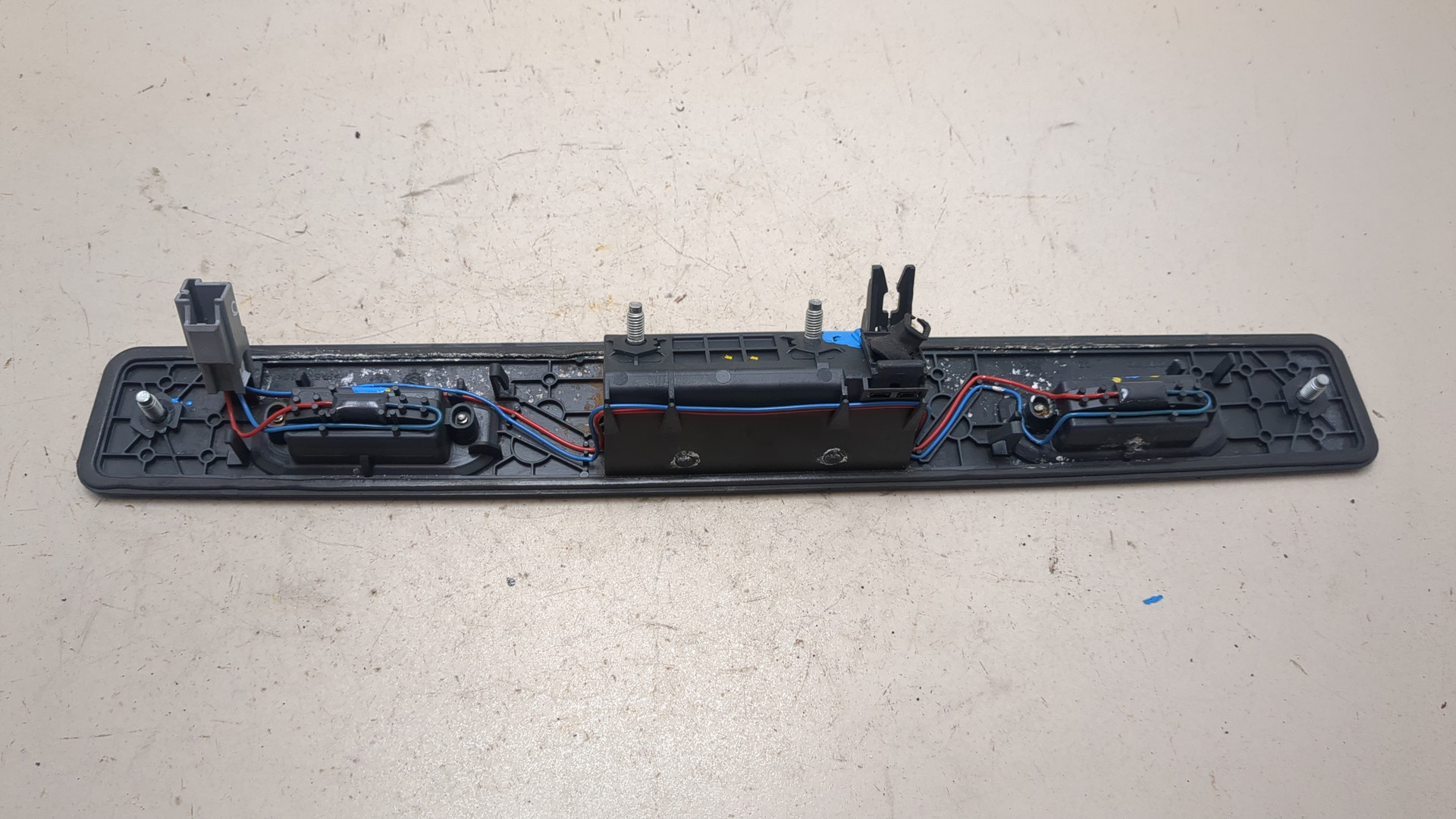 Фонарь подсветки номера