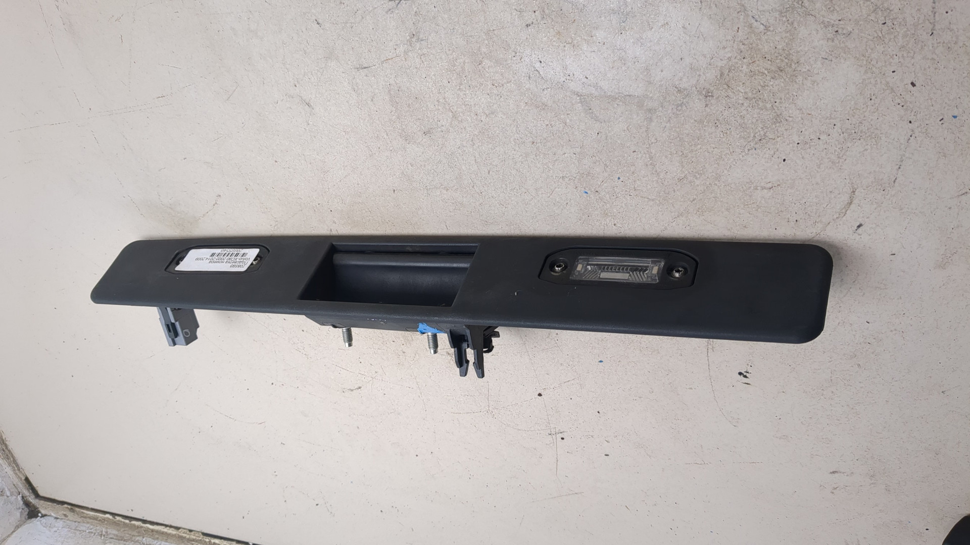 Фонарь подсветки номера