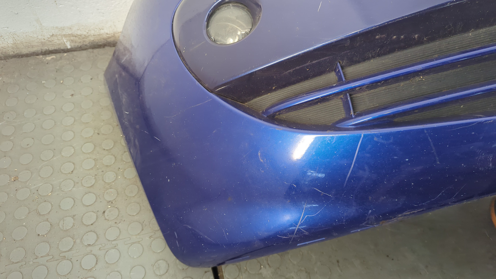 Бампер передний