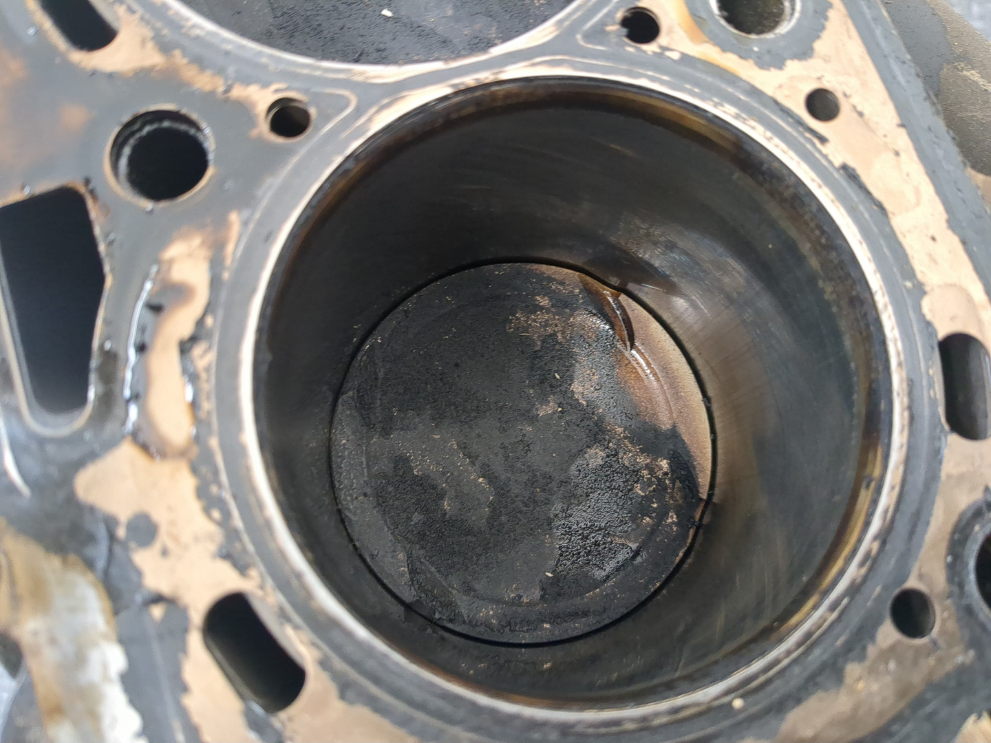 Блок двигателя